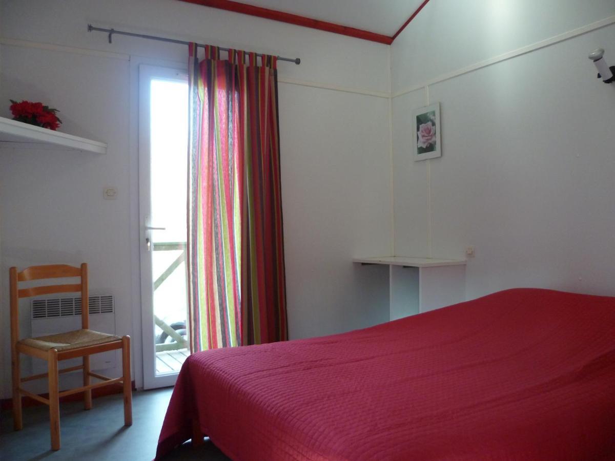 La Ferme Du Duzou Villa Saint-Cyprien-sur-Dourdou Dış mekan fotoğraf