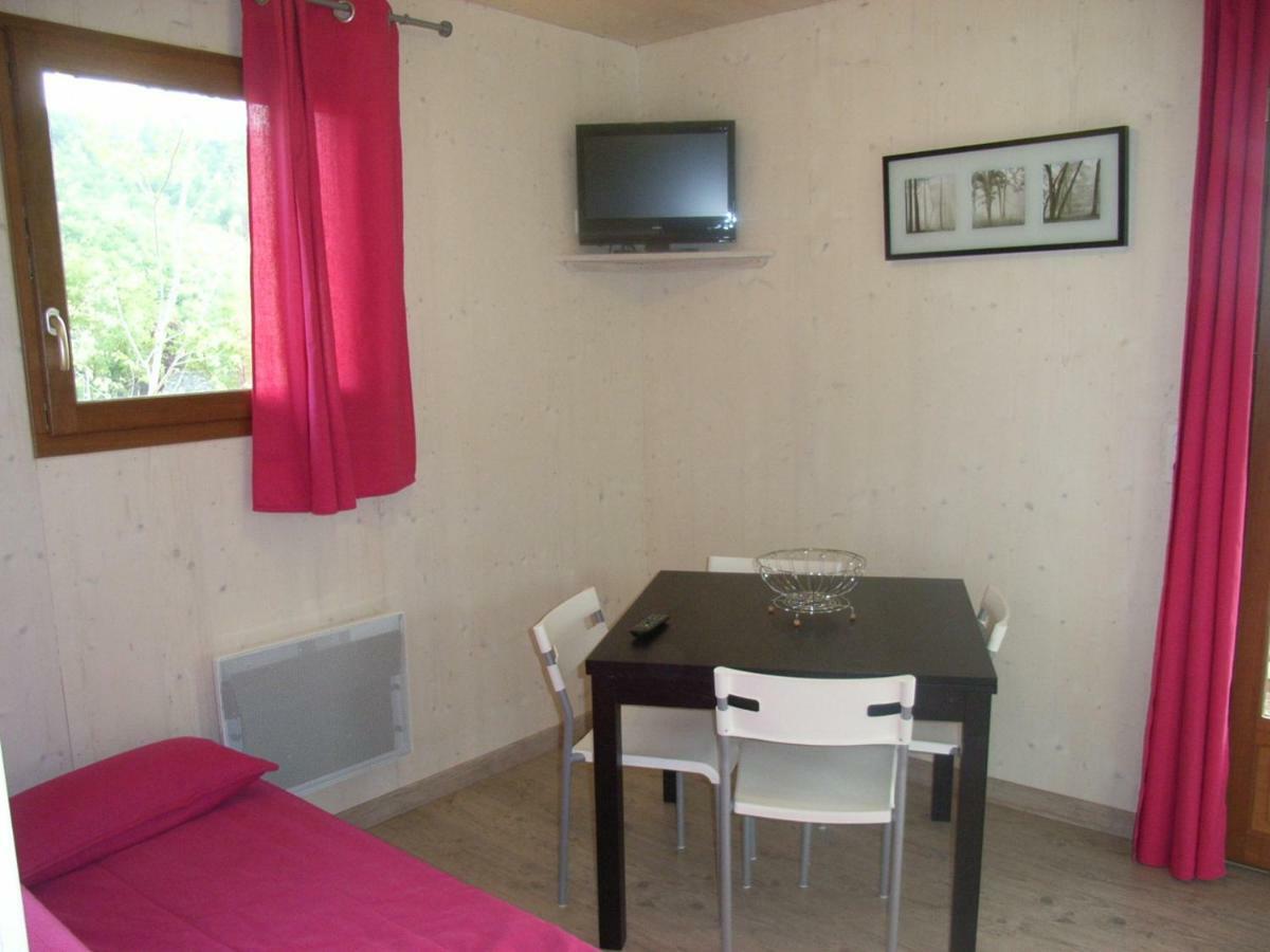 La Ferme Du Duzou Villa Saint-Cyprien-sur-Dourdou Dış mekan fotoğraf